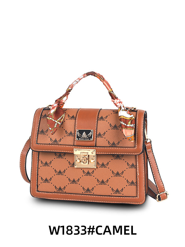 #W1833 Wendy Keen Crossbody