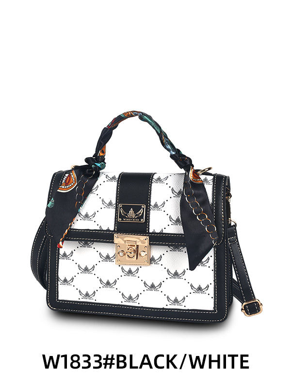#W1833 Wendy Keen Crossbody